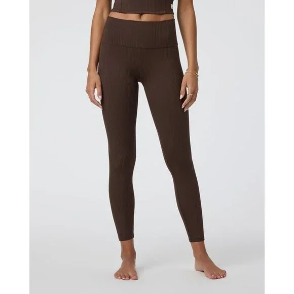 Vuori Inversion Rib Legging in Java - Picture 2 of 5